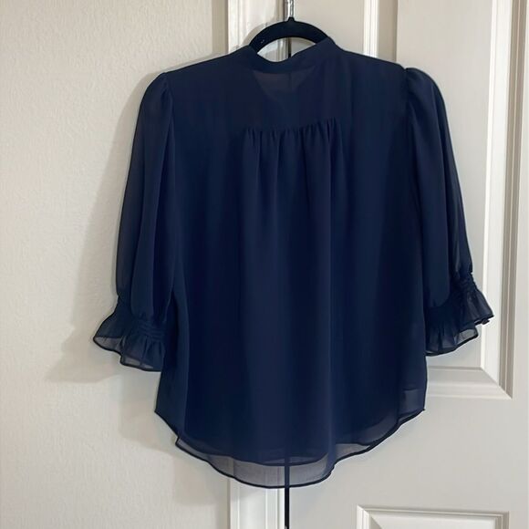 NWOT Ann Taylor Navy Blue Button Down Short Sleeve Crepe Blouse - Picture 4 of 4